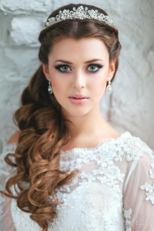 احدث اطلالات مكياج لعروس الفطر 801690905.jpg